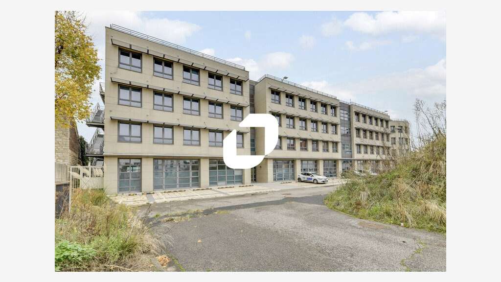 A louer Bureaux 213m² Arcueil