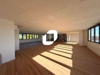 A louer Bureaux 1240m² Arcueil
