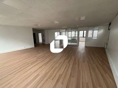 A louer Bureaux 1240m² Arcueil