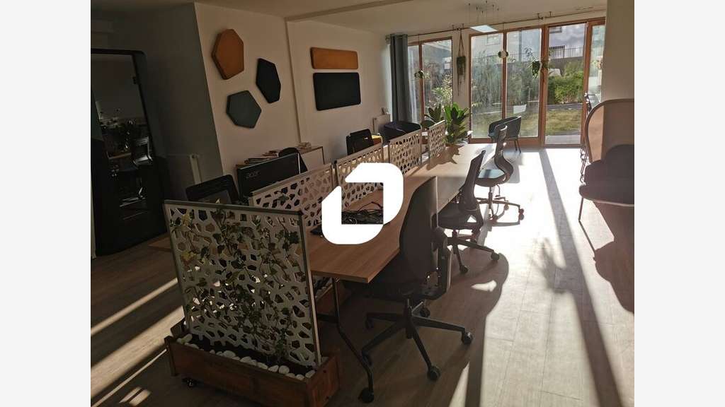 A louer Bureaux 89m² Arcueil