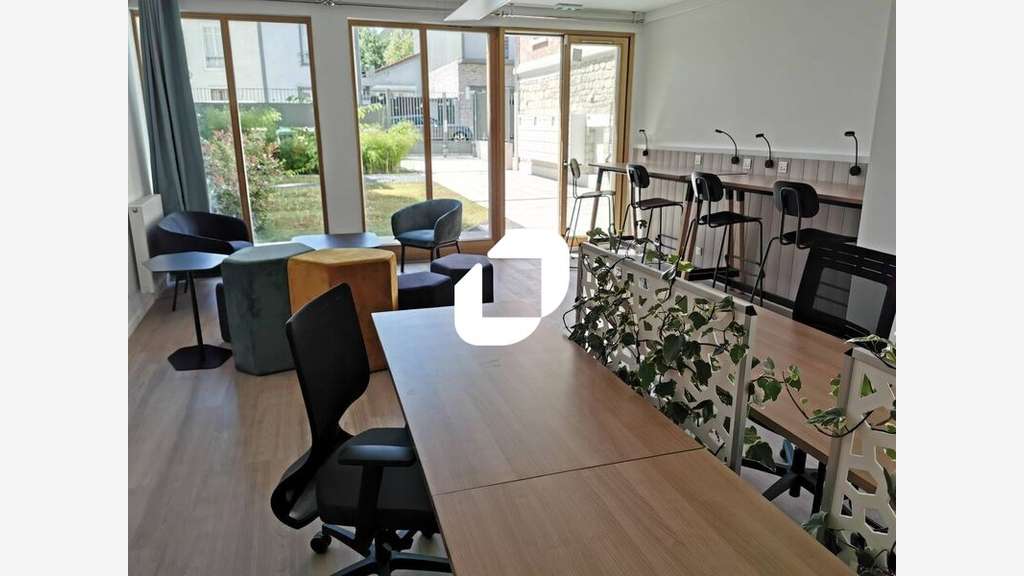 A louer Bureaux 89m² Arcueil