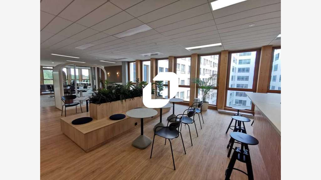 A louer Bureaux 710m² Arcueil