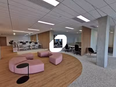 A louer Bureaux 710m² Arcueil