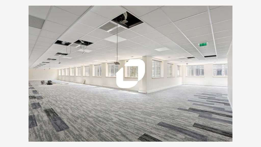 A louer Bureaux 544m² Arcueil