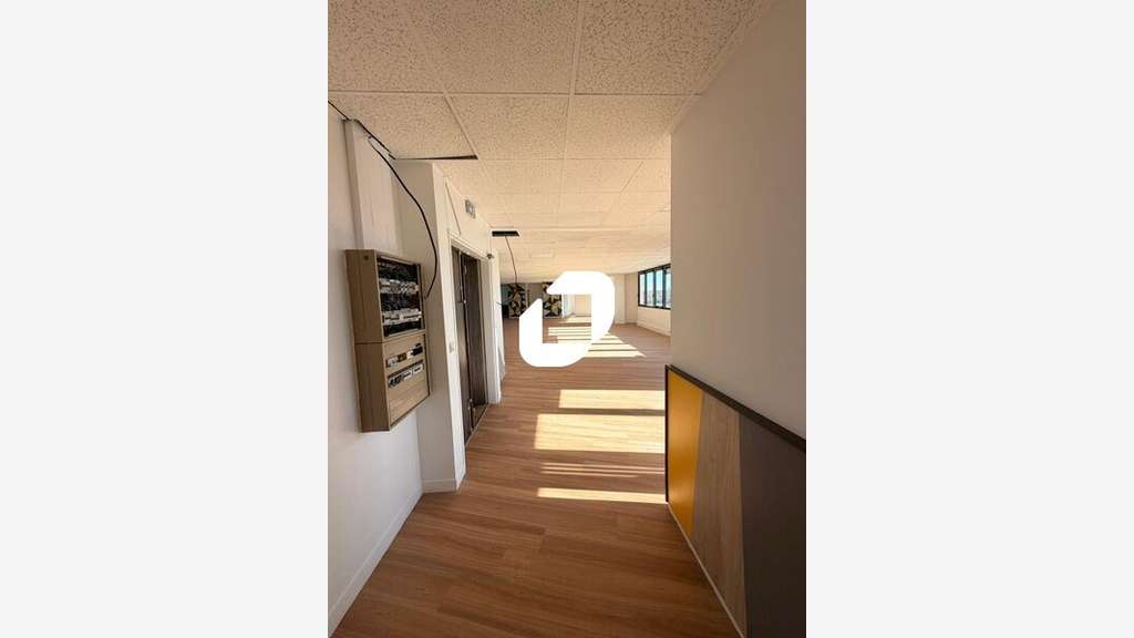 A louer Bureaux 1240m² Arcueil