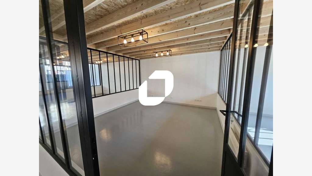 A louer Bureaux 198m² Arcueil