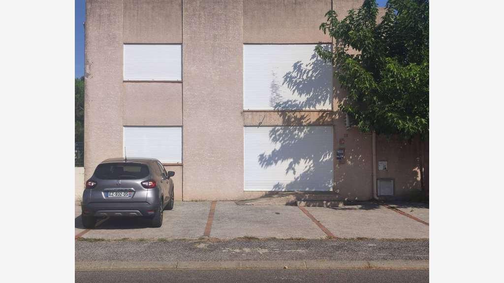 Location bureaux professionnels de 71m² à Argelès