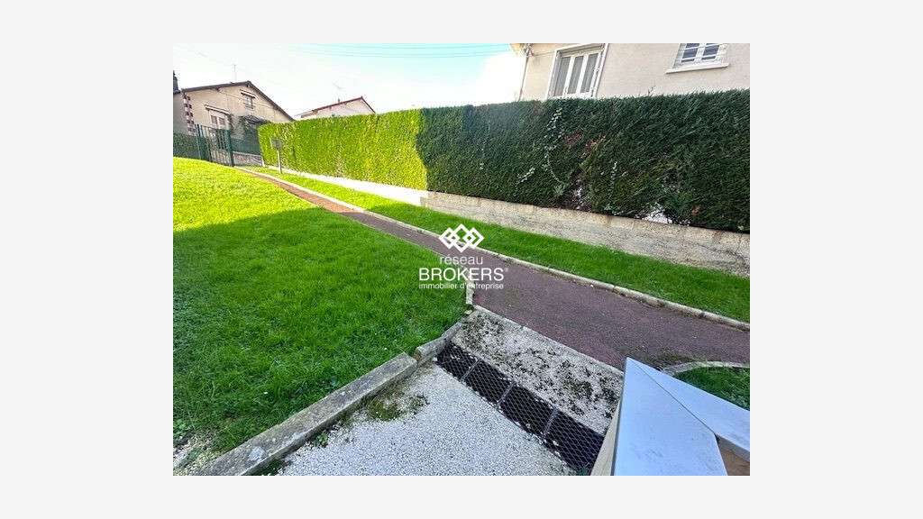 A louer bureaux 220m² à Argenteuil rue République
