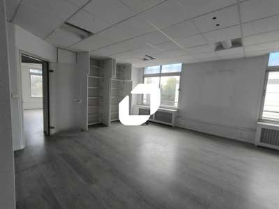 A louer Bureaux 800m² Argenteuil