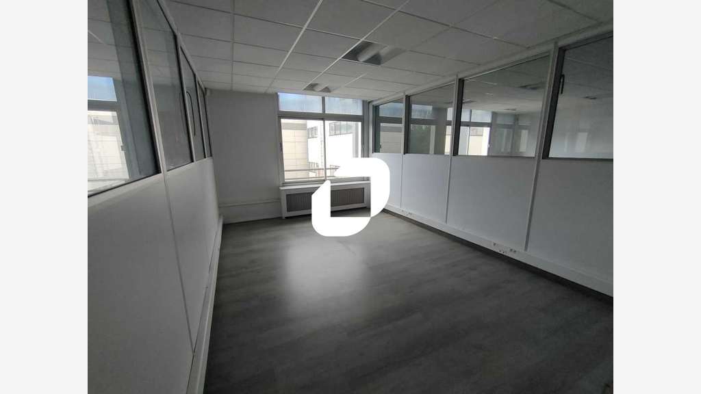 A louer Bureaux 800m² Argenteuil
