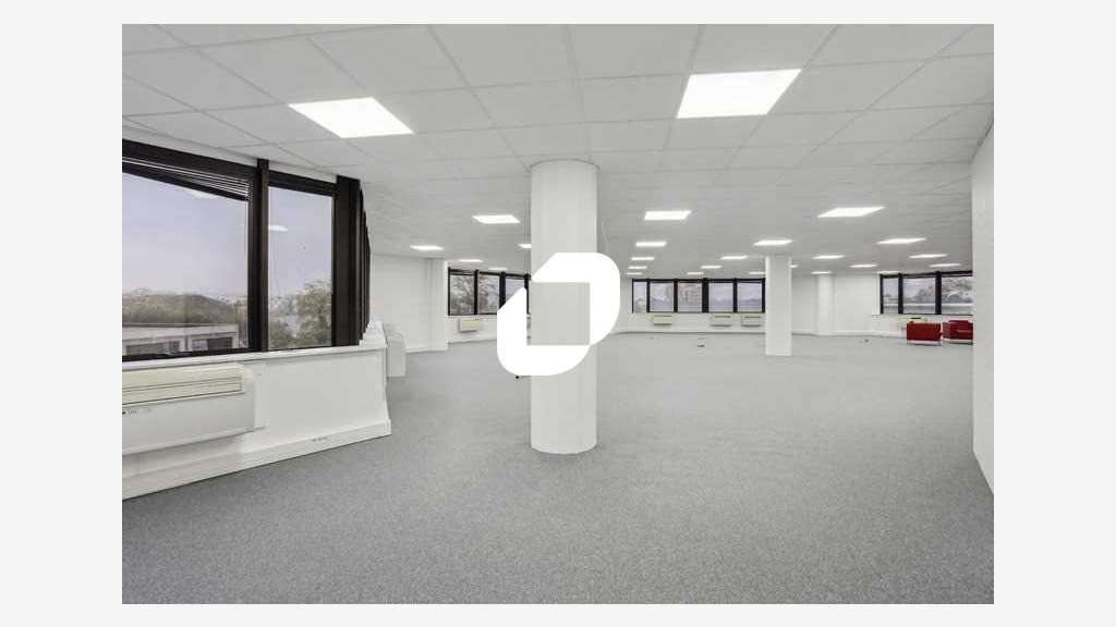 A louer Bureaux 705m² Argenteuil