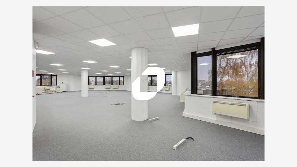 A louer Bureaux 705m² Argenteuil