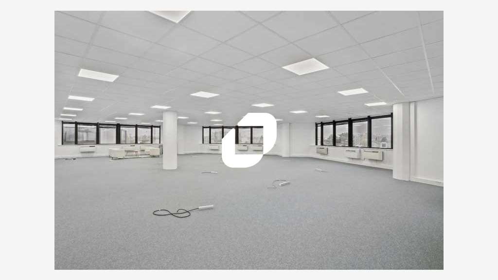 A louer Bureaux 705m² Argenteuil