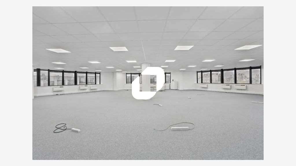 A louer Bureaux 705m² Argenteuil