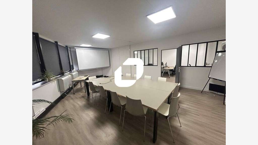 A louer Bureaux 178m² Argenteuil