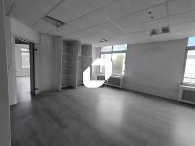 A louer Bureaux 800m² Argenteuil