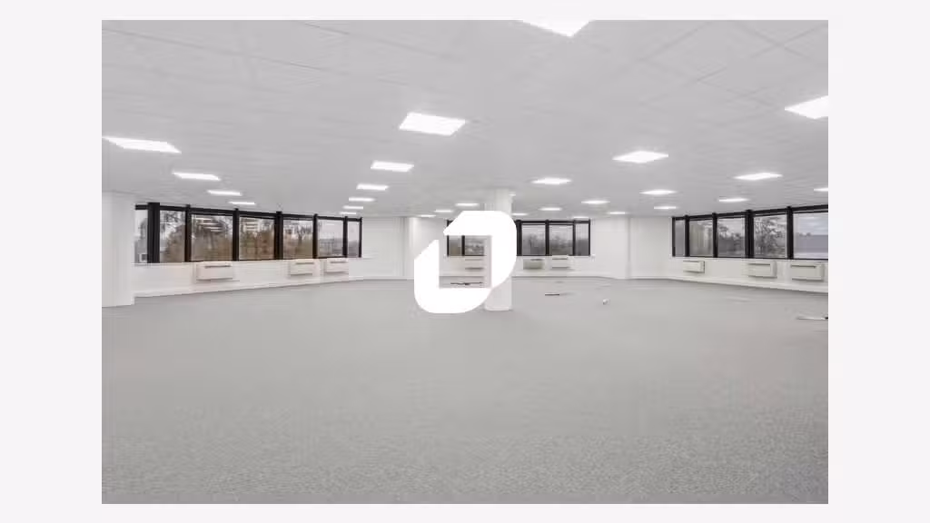 A louer Bureaux 705m² Argenteuil