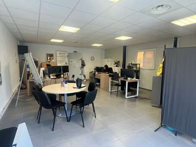 ARLES - BUREAUX à louer