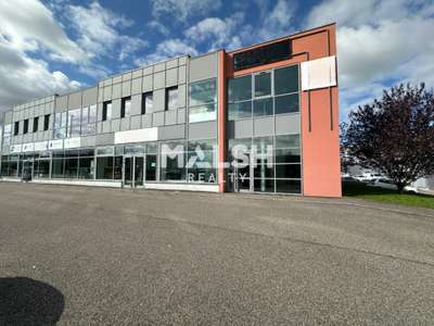Bureaux à louer 120m² R+1 à Arnas D306 
