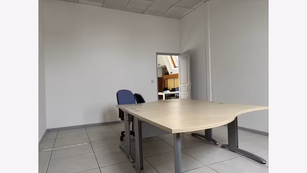 Bureau 24m² à louer à Arnouville
