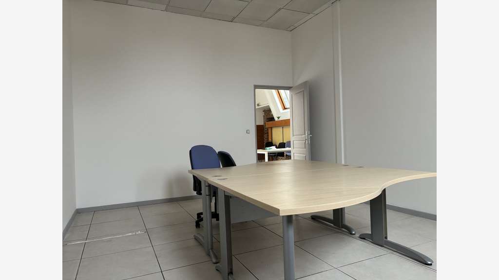 Bureau 24m² à louer à Arnouville
