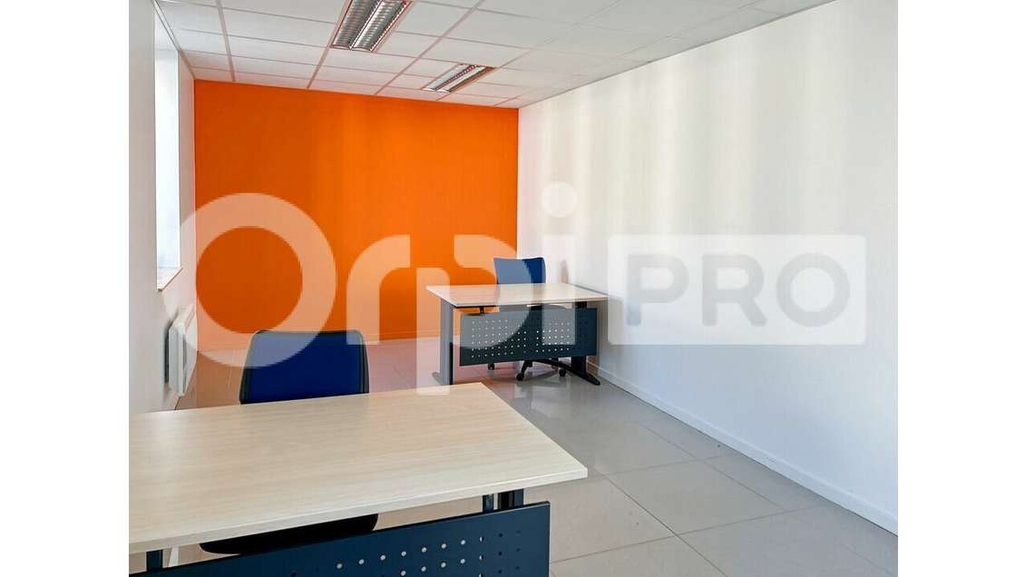 Bureau rénové  34m² à louer au coeur d'Arras