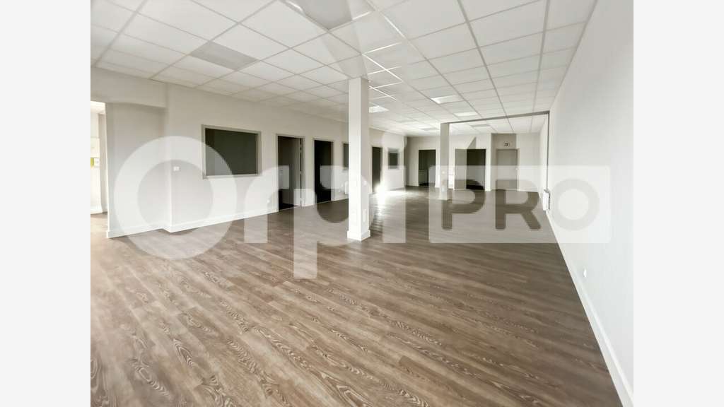 A louer bureaux 132m² immeuble standing Arras