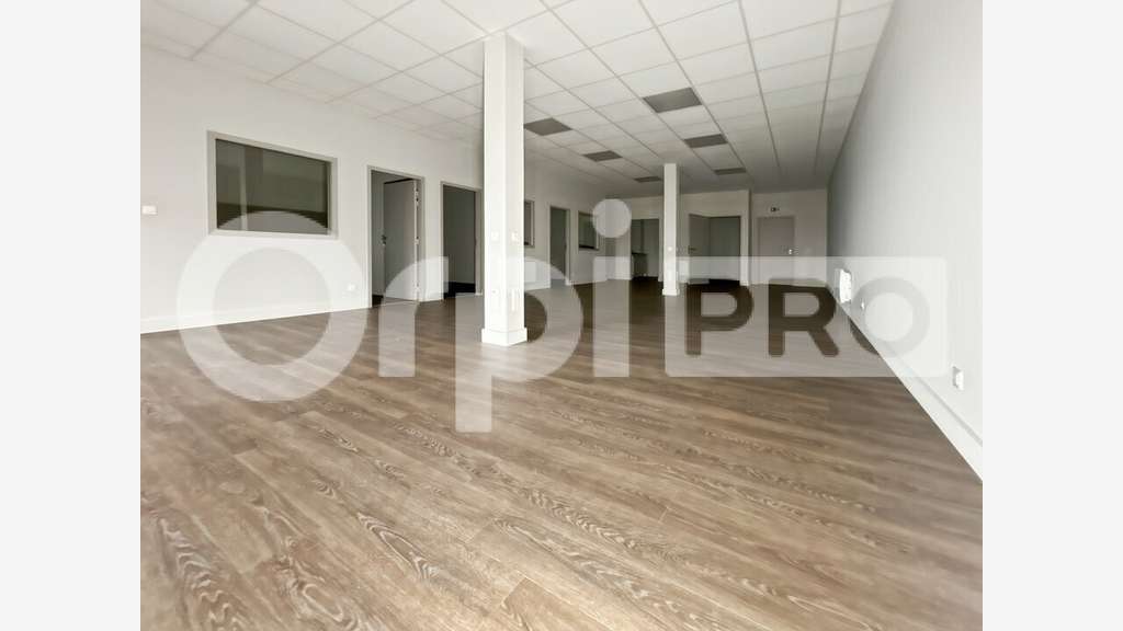 A louer bureaux 132m² immeuble standing Arras