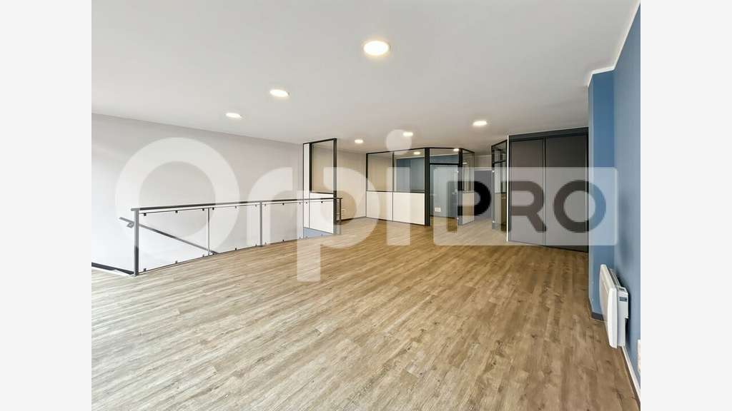 A louer local 125m² Arras emplacement premium