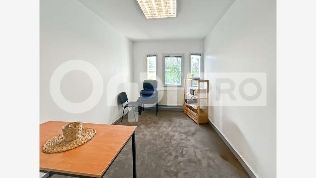 Bureau 88m² à louer empl 1bis à Arras centre
