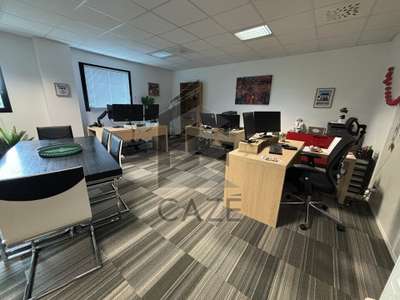 Bureaux 90m² RDC à louer à Artigues