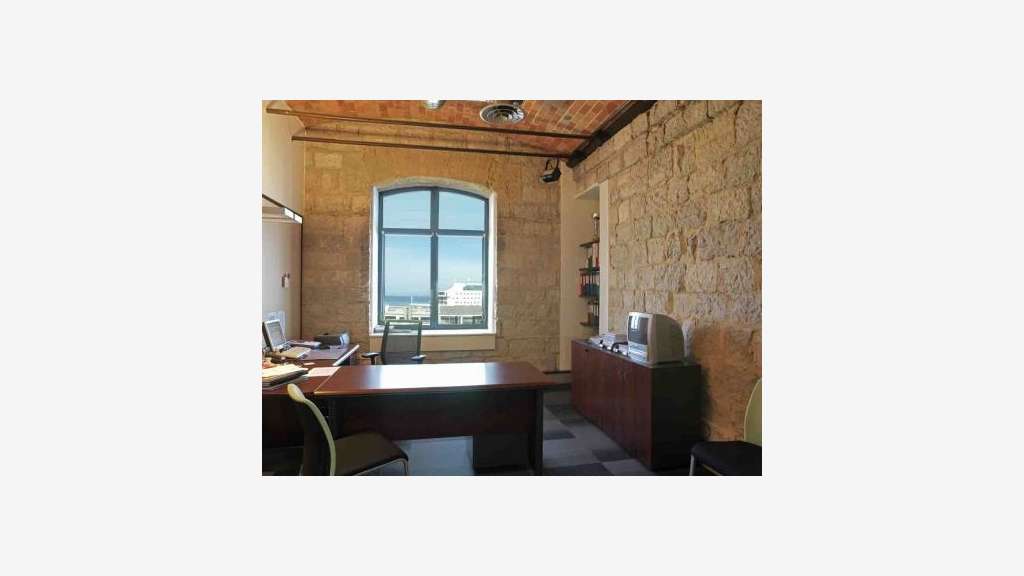 A louer bureaux 100m² à Marseille 13002
