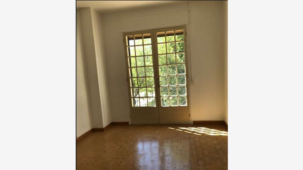 Bureaux 126m² à louer proche Paluds 13400 Aubagne