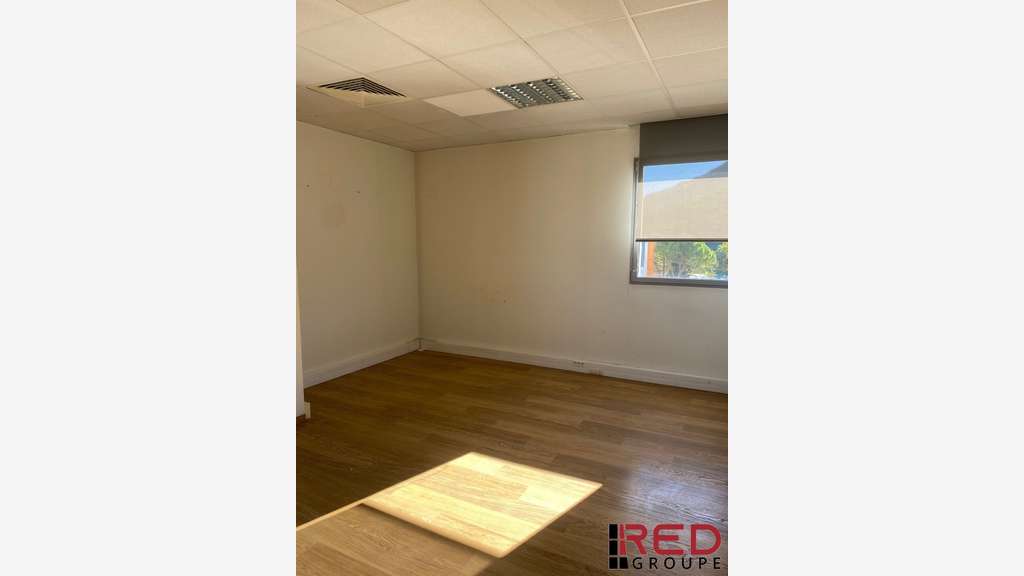 A louer bureaux 460m² zone des Paluds à Aubagne