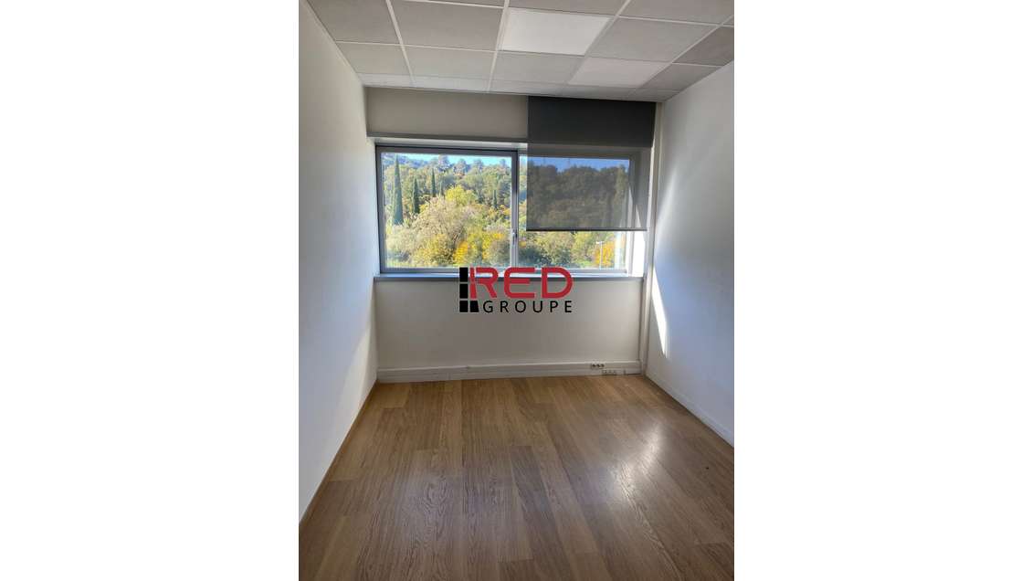 A louer bureaux 460m² zone des Paluds à Aubagne