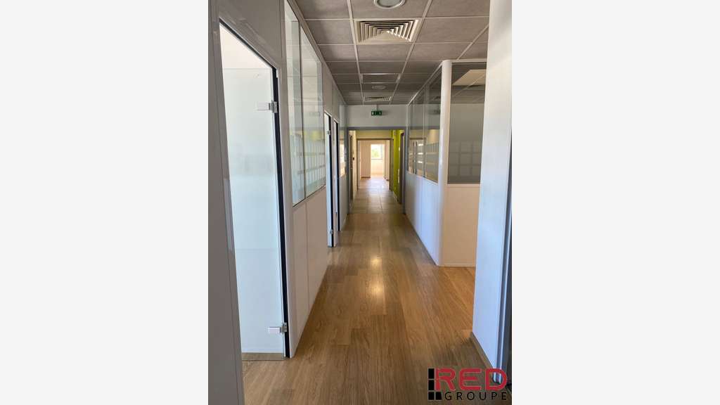 A louer bureaux 460m² zone des Paluds à Aubagne