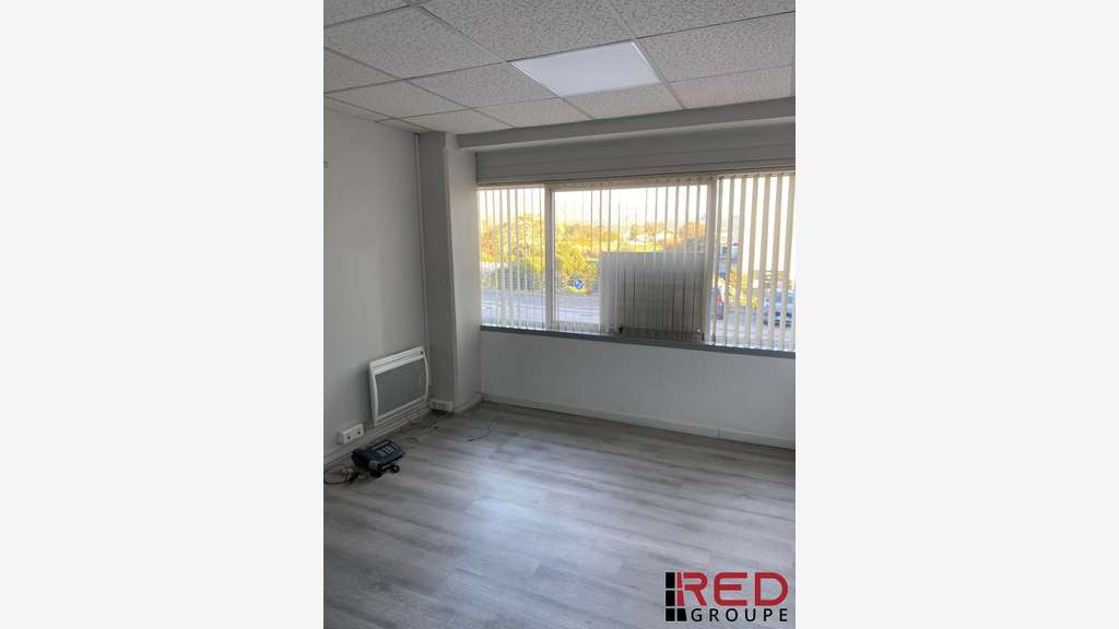 A louer bureaux de 46m² en R+1 Aubagne Paluds