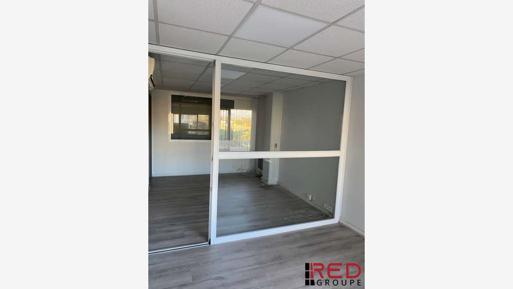 A louer bureaux de 46m² en R+1 Aubagne Paluds