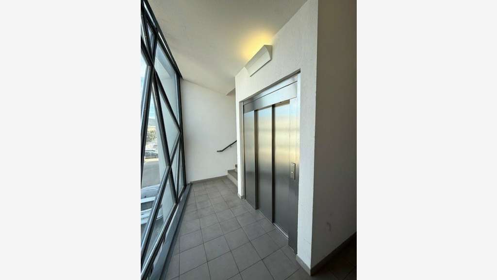 Bureaux de 151m² à louer à Aubagne zone des Paluds
