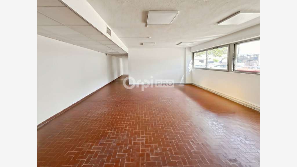 A louer bureaux 75m² empl stratégique Aubagne