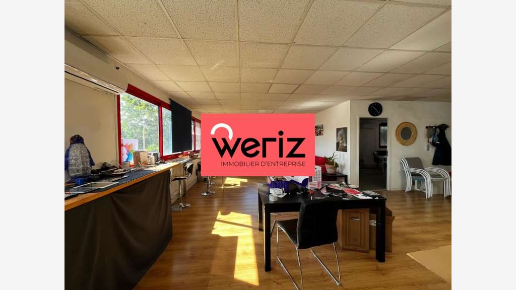 A louer bureaux 123m² R+1 proche A50 Aubagne