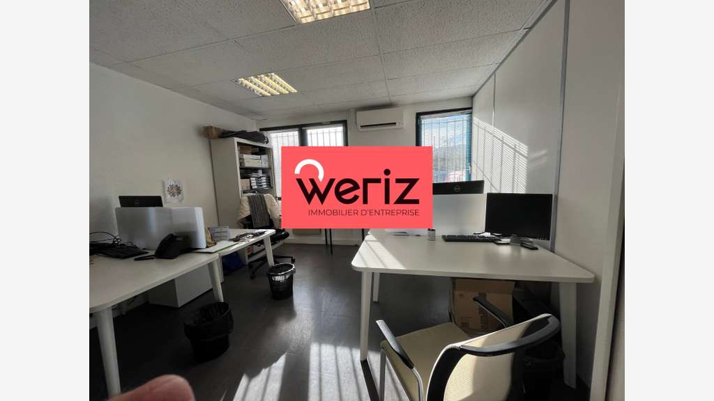 A louer bureaux de 100m² en RDC à Aubagne