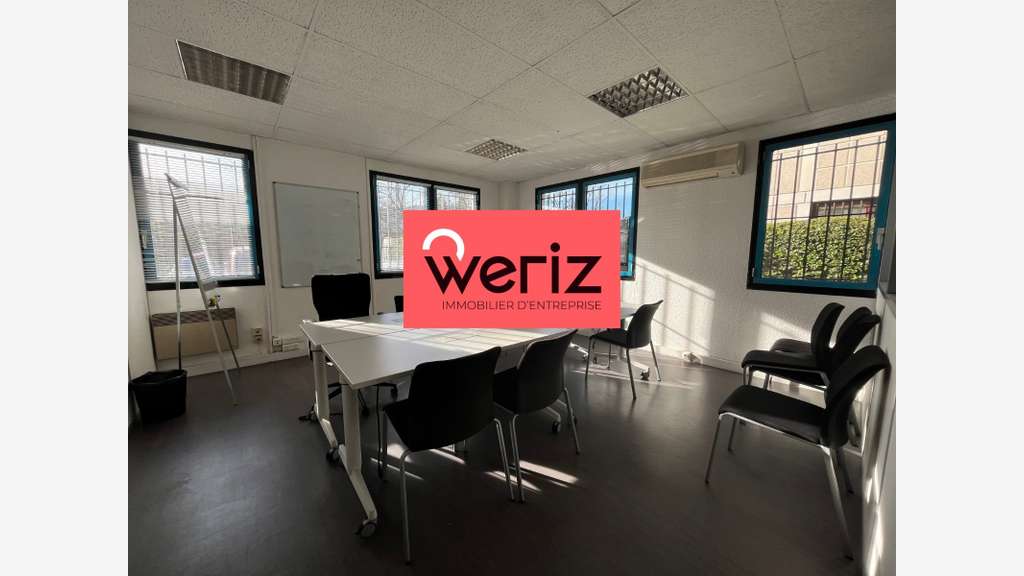 A louer bureaux de 100m² en RDC à Aubagne
