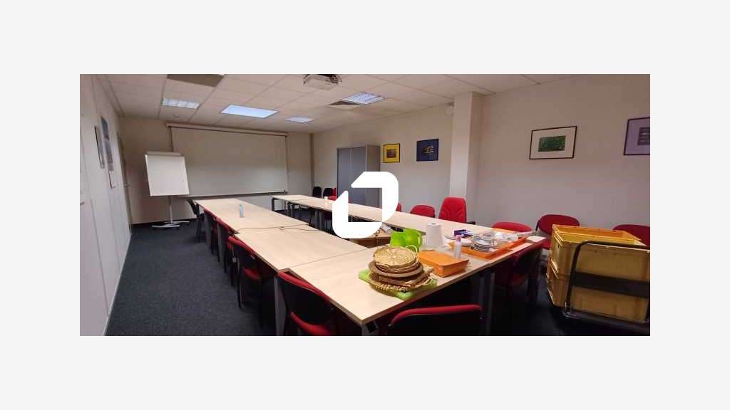 A louer Bureaux 533m² Aubergenville