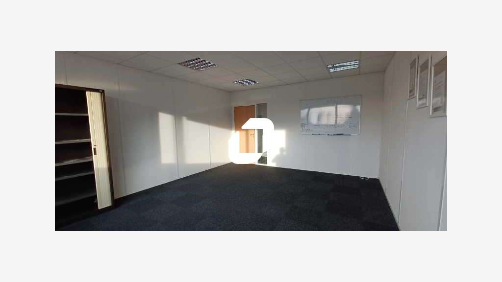 A louer Bureaux 1049m² Aubergenville