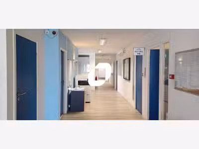 A louer Bureaux 800m² Aubergenville