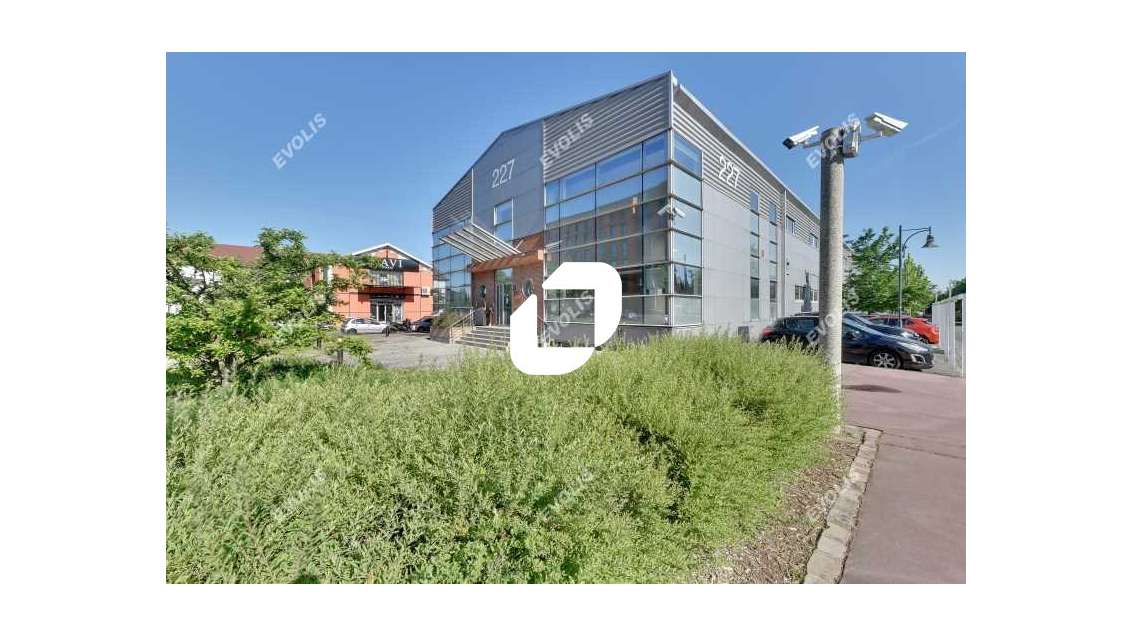 A louer Bureaux 3021m² Aubervilliers