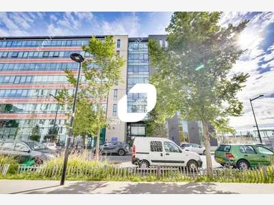 A louer Bureaux 756m² Aubervilliers