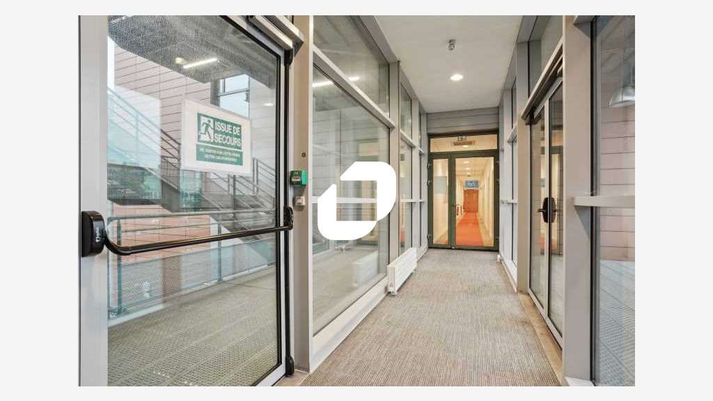 A louer Bureaux 1323m² Aubervilliers