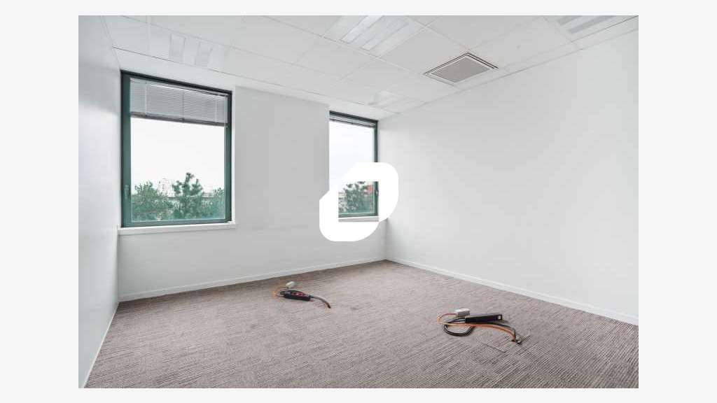 A louer Bureaux 1323m² Aubervilliers